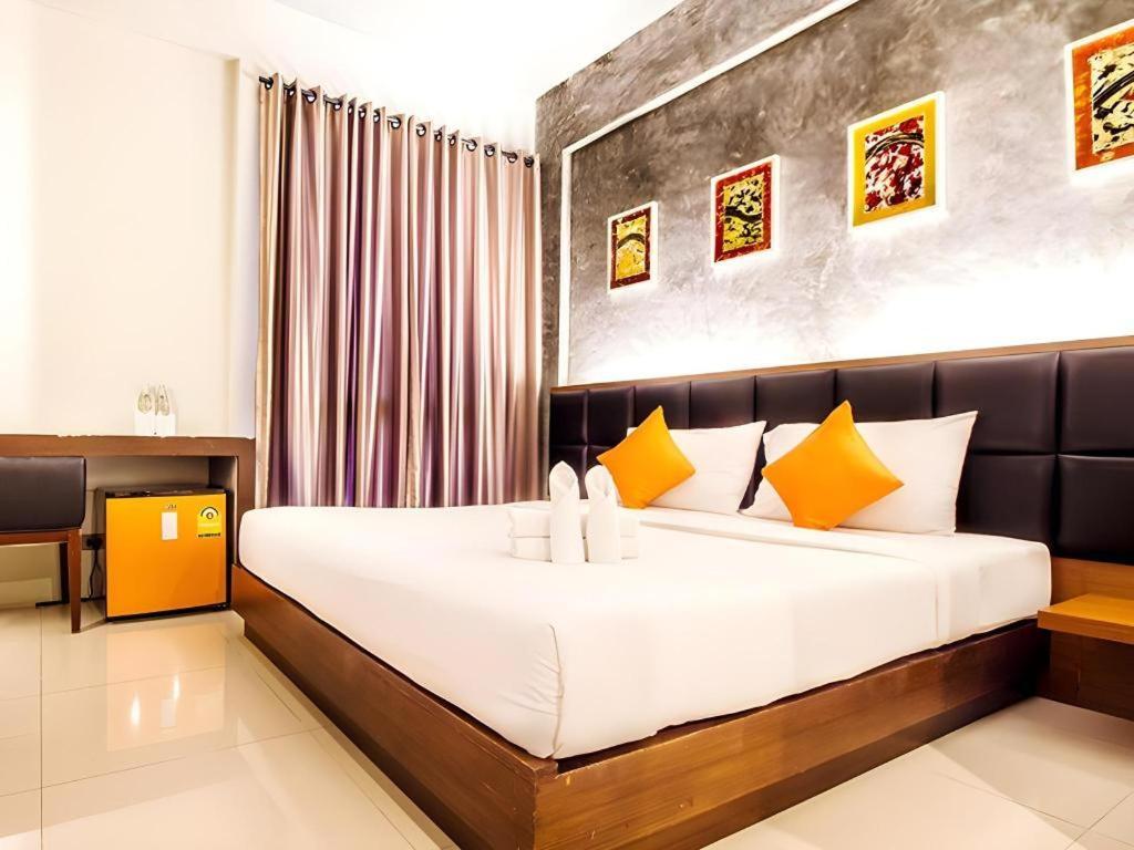 B2 Thippanate Boutique & Budget Hotel Chiang Mai Zewnętrze zdjęcie