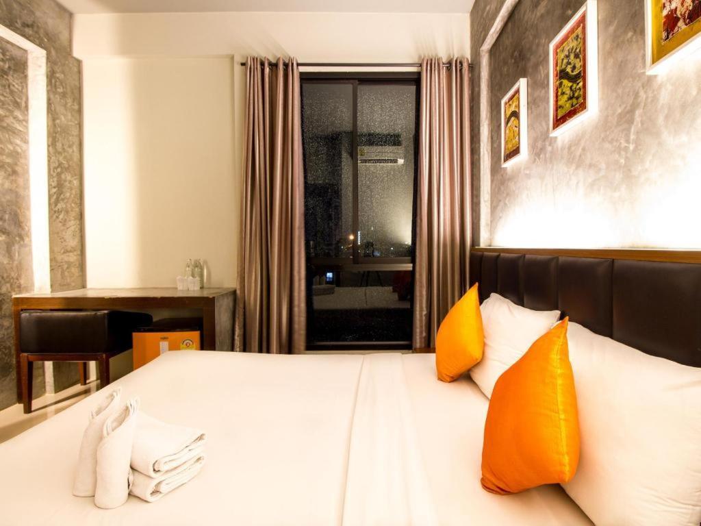 B2 Thippanate Boutique & Budget Hotel Chiang Mai Zewnętrze zdjęcie
