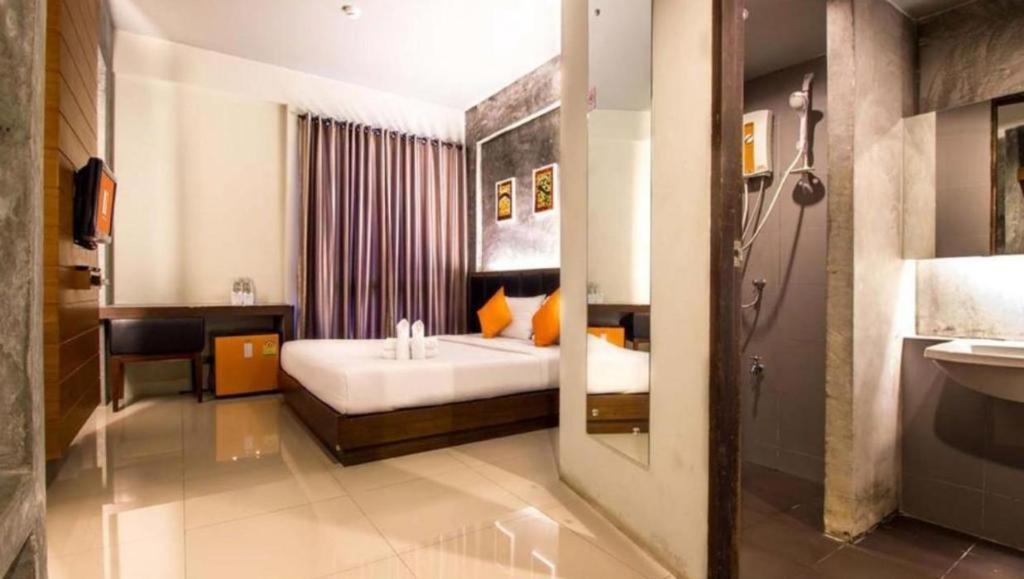 B2 Thippanate Boutique & Budget Hotel Chiang Mai Zewnętrze zdjęcie