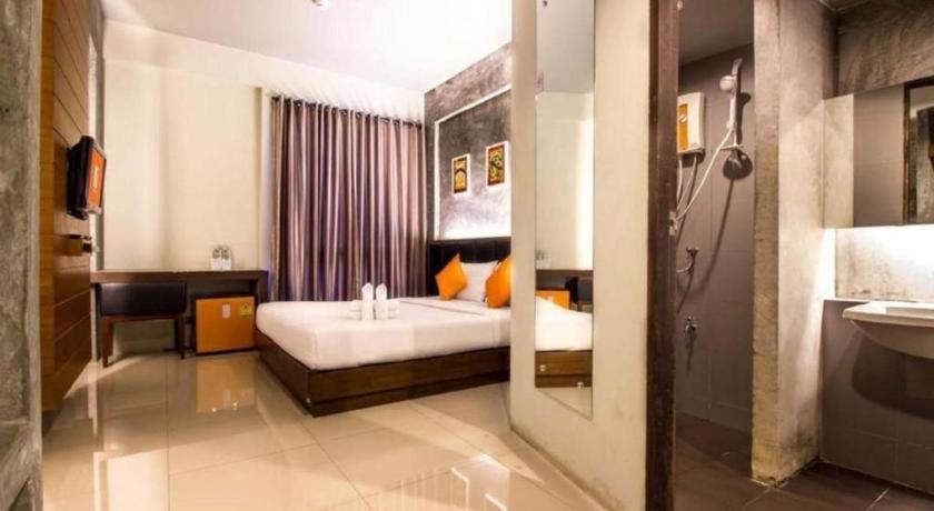 B2 Thippanate Boutique & Budget Hotel Chiang Mai Zewnętrze zdjęcie
